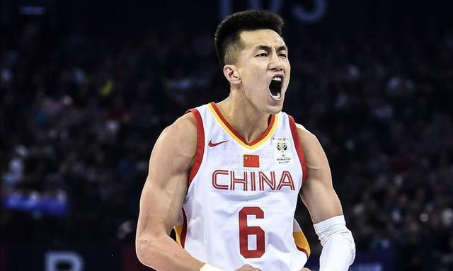 深圳队鏖战骑士，郭艾伦点燃赛场