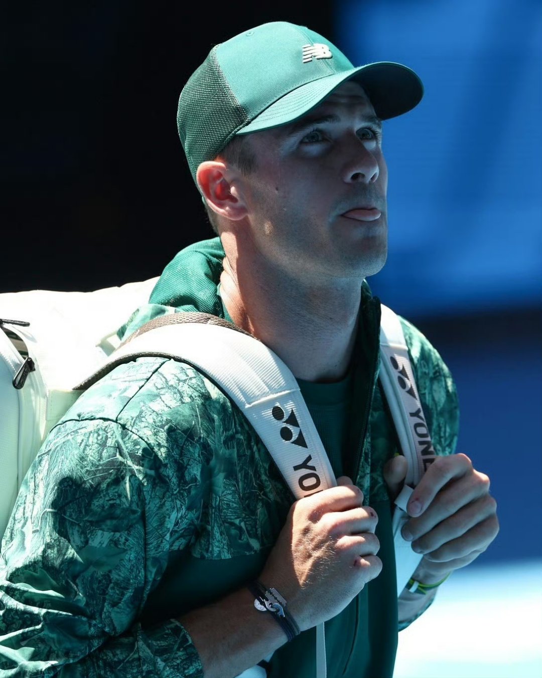 拉沃尔杯险胜戴维斯杯，兹维列夫惊艳四座