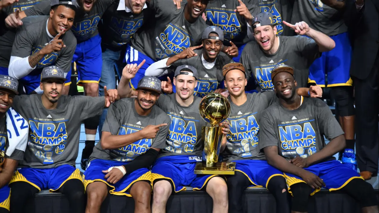 公牛完胜天津队，杜兰特扛起全队