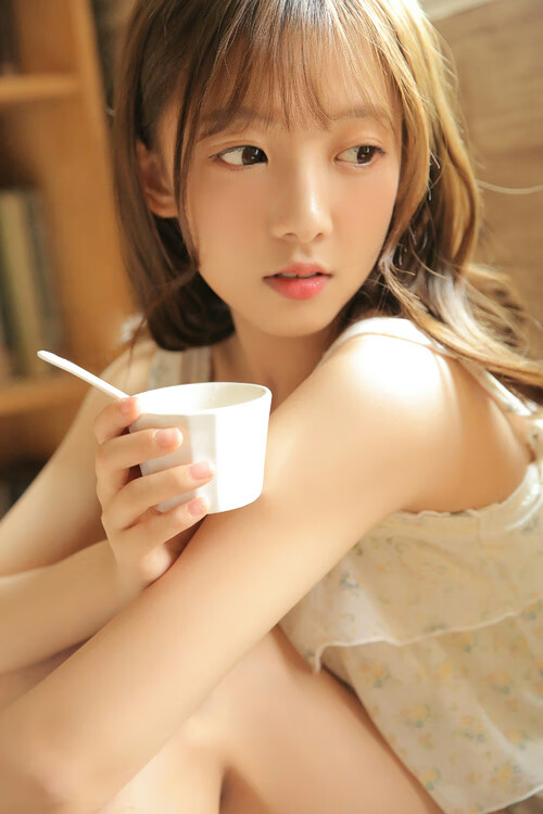 街道轰鸣与绿茵狂飙，当精密方程式遇上大黄蜂的重金属足球