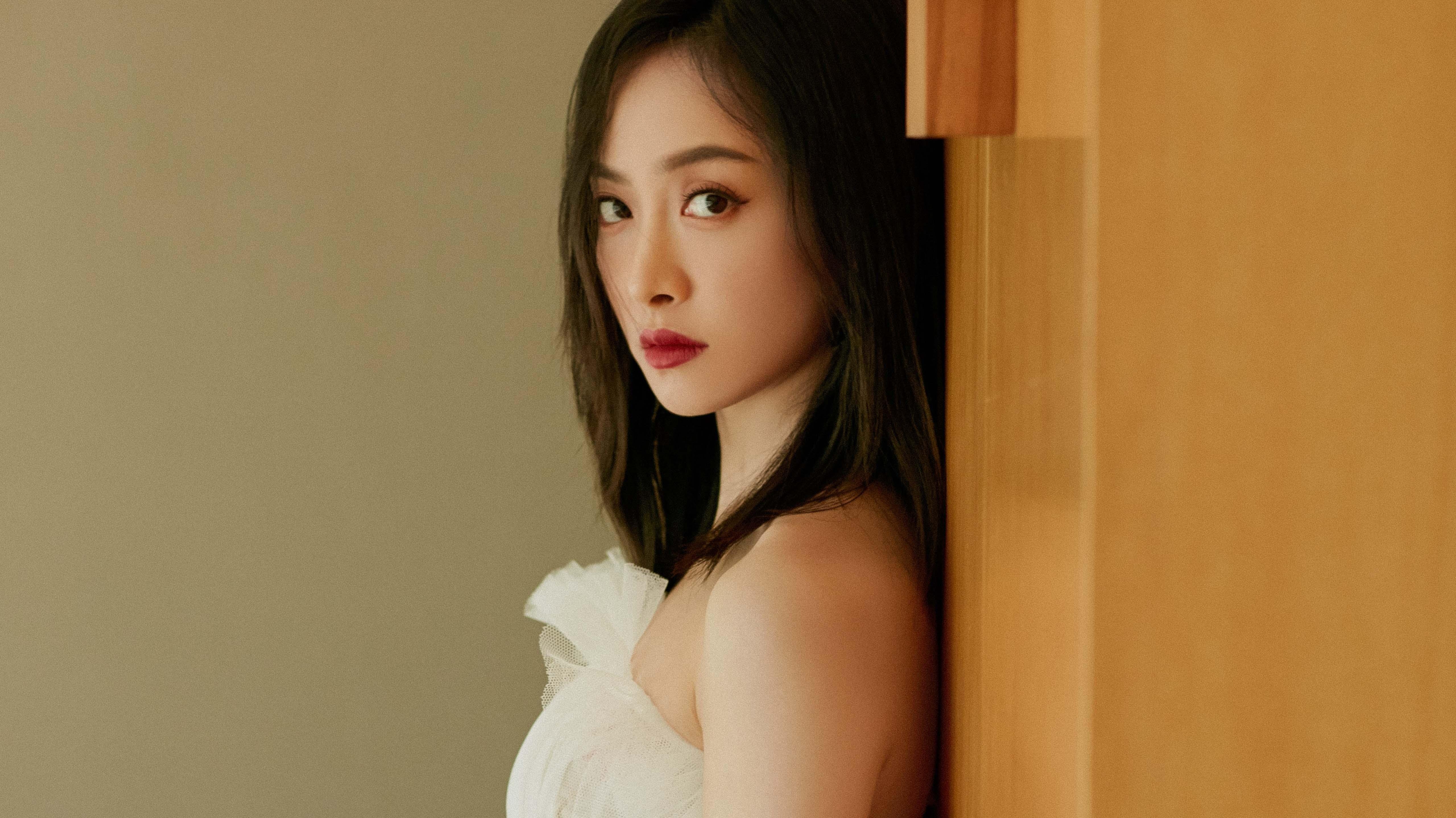 德甲争冠夜与库里的关键球，两种震撼，同一心跳