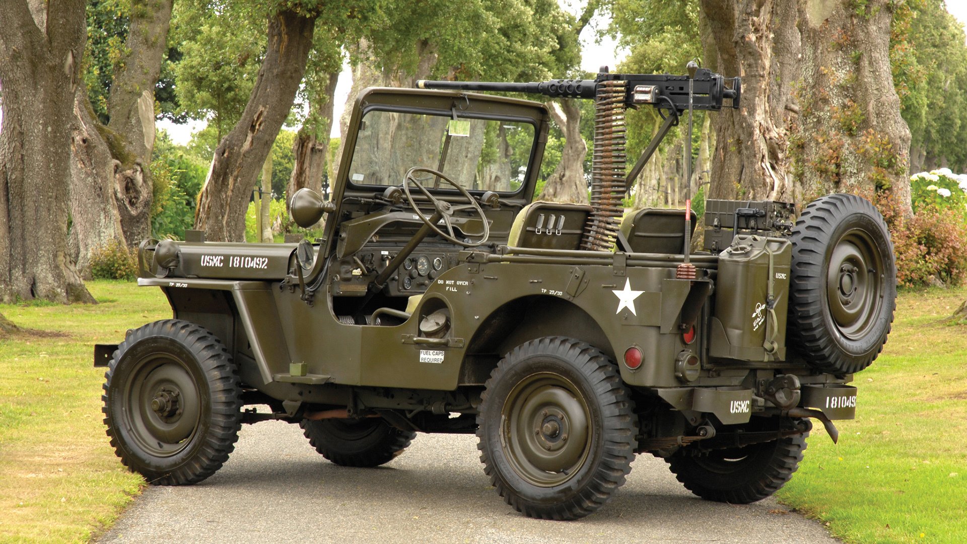 裂缝中的罚单，当哥斯达黎加门将举报卡马文加持续杀伤